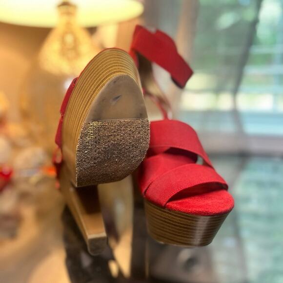 BAKERS "McKinley" Platform sandal in RED W10 - Picture 6 of 7
